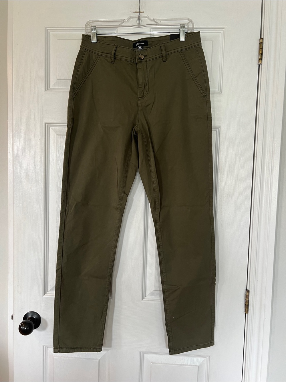 Reitmans Olive Straight Leg Chino Pants